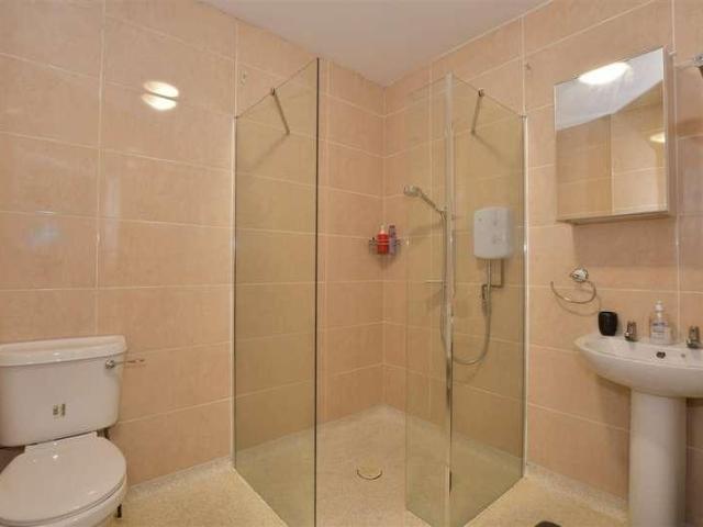 House for sale in Woodford Bridge, Greater London