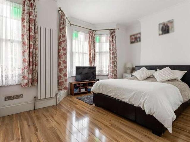 House for sale in Clapton, Lower Clapton