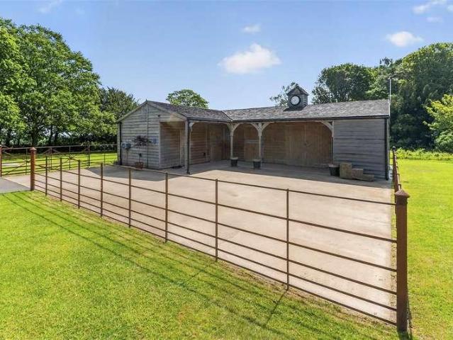 House for sale in Longdon, Boley Park