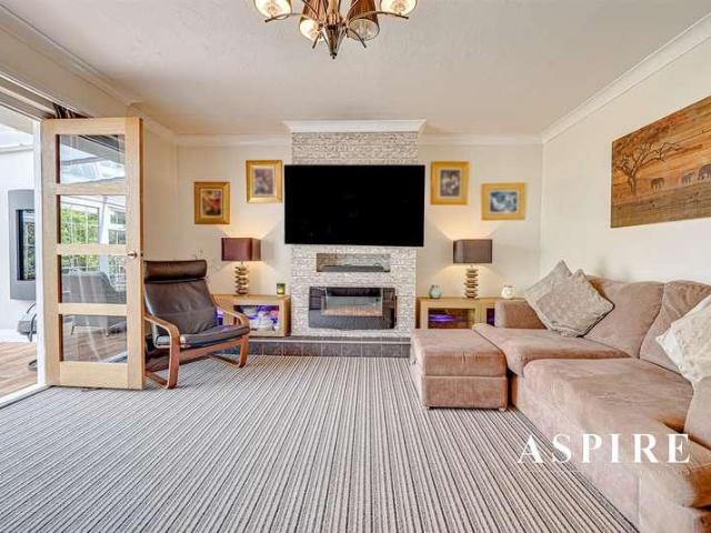 House for sale in Basildon, Bowers Gifford