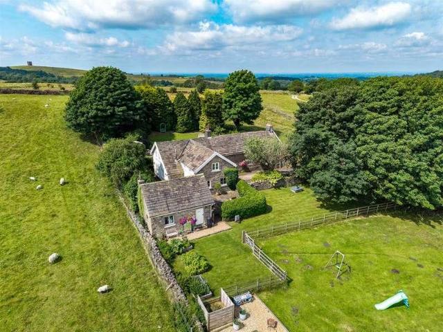 House for sale in Disley