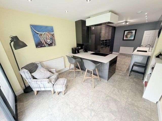 House for sale in Crossgates and Mossgreen, Scotland
