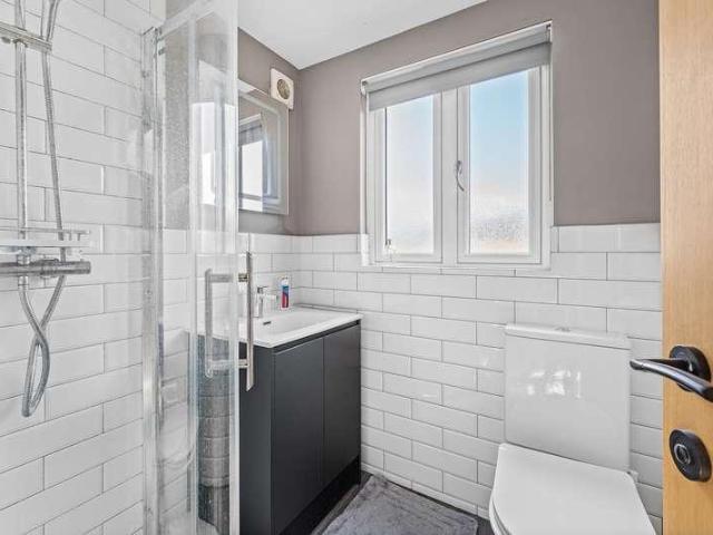House for sale in North Leigh, West Oxfordshire