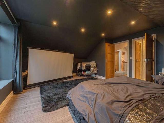 House for sale in Candwr Park, Ponthir