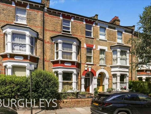House for sale in Archway, Greater London