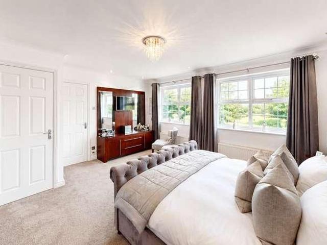 House for sale in Daisy Hill, Lee Bank