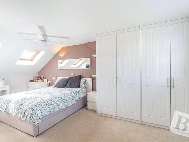 House for sale in Ongar, Epping