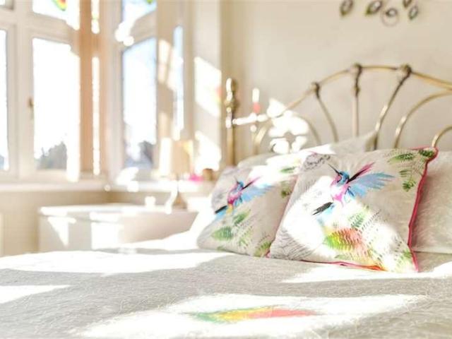House for sale in Elm Park, Greater London
