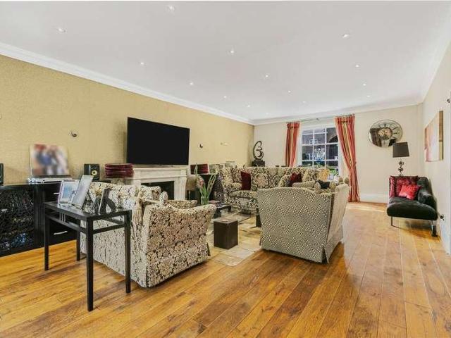 House for sale in Potters Bar, Northaw