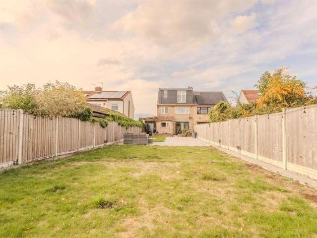 House for sale in Feckenham, City Of Bristol