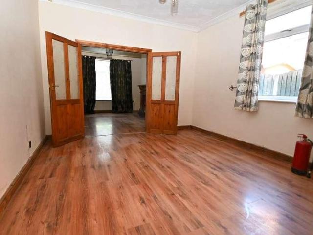 House for sale in Royston, South Yorkshire