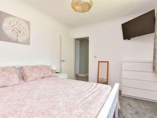 House for sale in Fishersgate, West Sussex