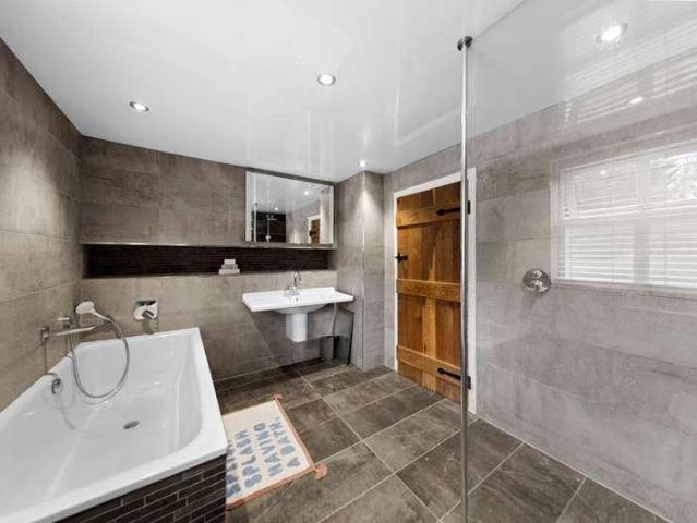 House for sale in Cuerdley, Warrington