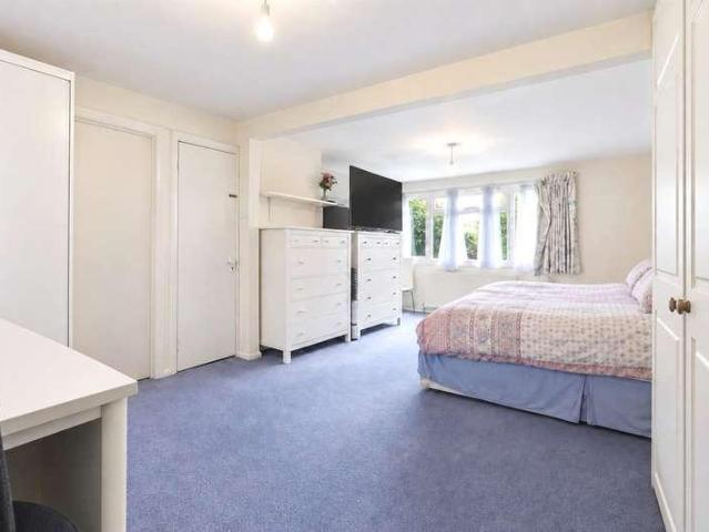 House for sale in London Borough of Barnet, Greater London