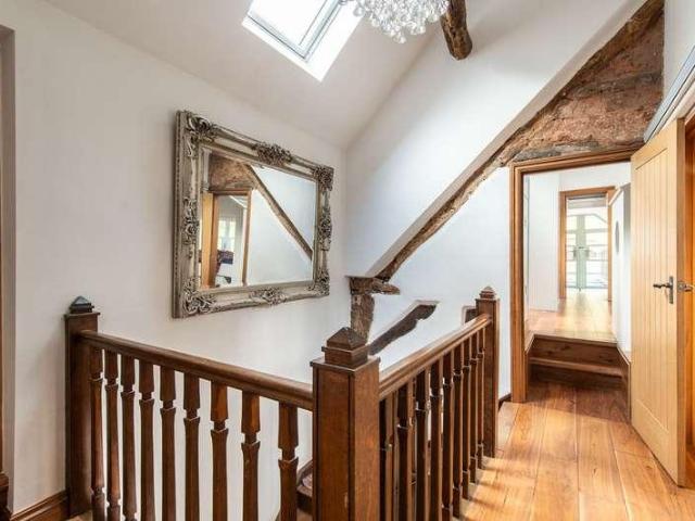 House for sale in Bromsgrove, Worcestershire