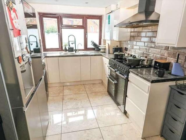 House for sale in Chalvey, Slough