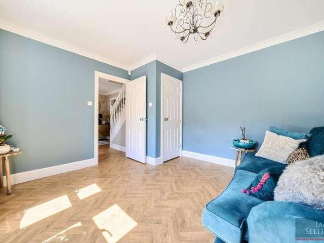 House for sale in Stanford On Avon, Leicestershire