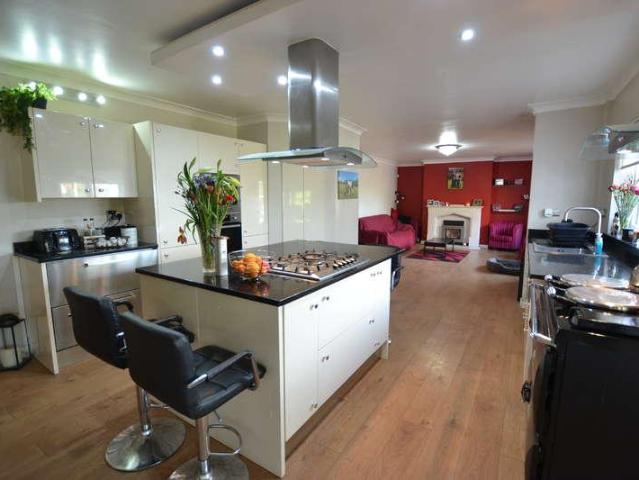 House for sale in Ammanford, Wales