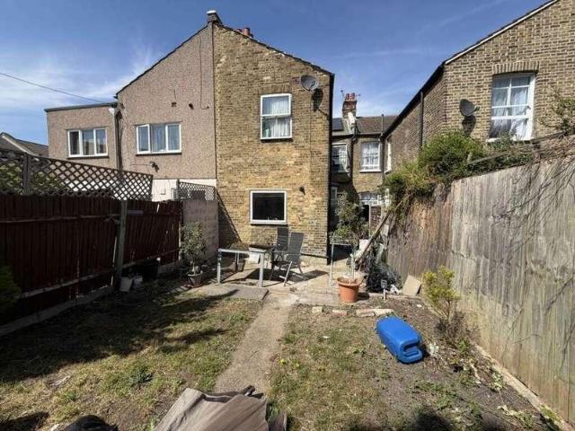 House for sale in Abbey Wood, Greater London