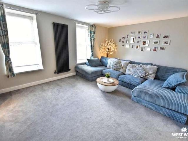 House for sale in Johnston