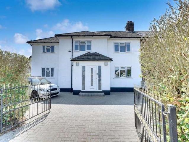 House for sale in Greater London
