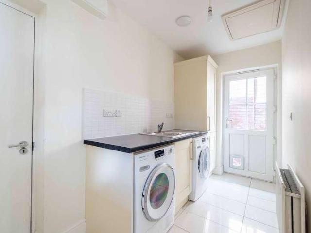 House for sale in Chalfont St. Peter, Denham