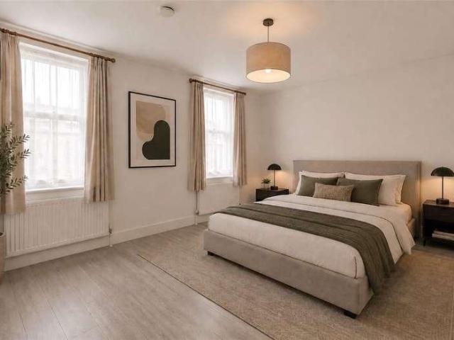 House for sale in Summerstown, Greater London