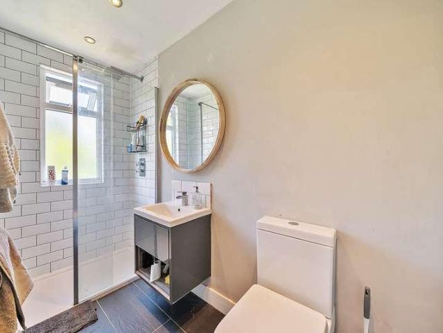 House for sale in Northwood, Northwood