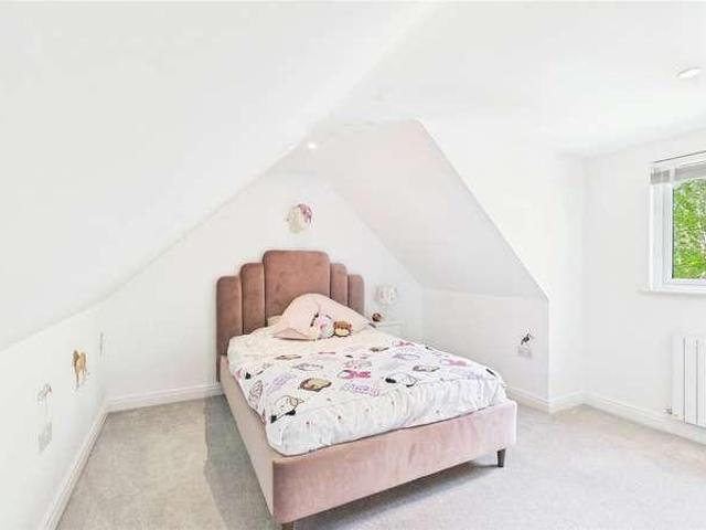 House for sale in Durnford Farm, Woking