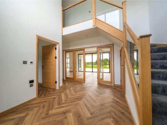 House for sale in Lower Dicker, Cross In Hand