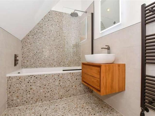 House for sale in Worth, Ash