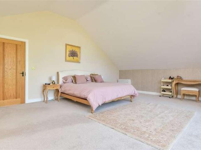 House for sale in Patrixbourne, Canterbury