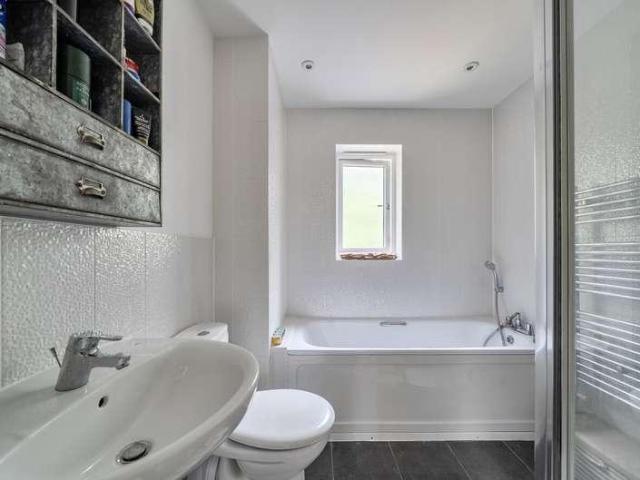 House for sale in Easthampstead, Bracknell