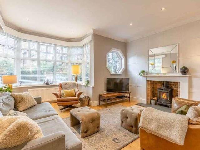 House for sale in Beeches Community Board, Buckinghamshire