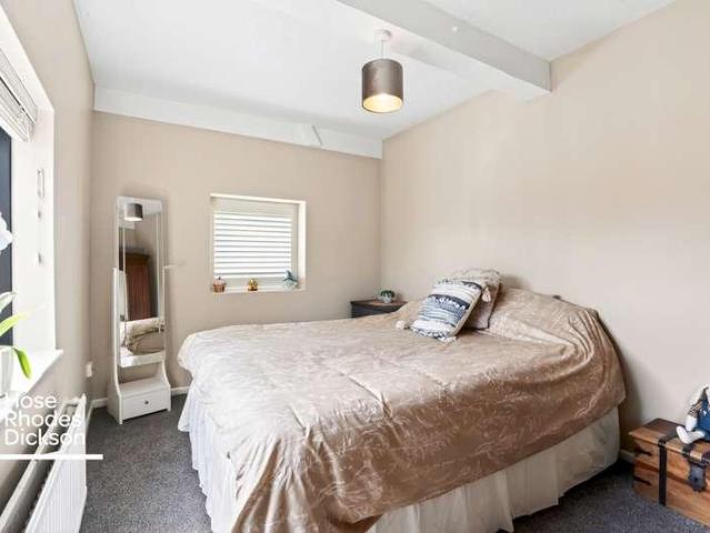 House for sale in Whiteley Bank, Isle Of Wight