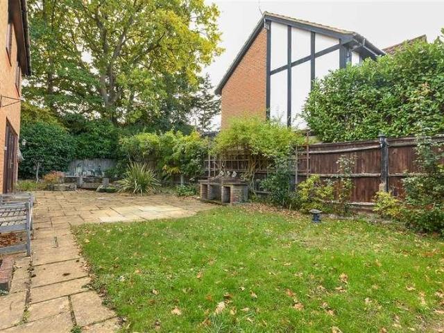 House for sale in Horley, Reigate and Banstead