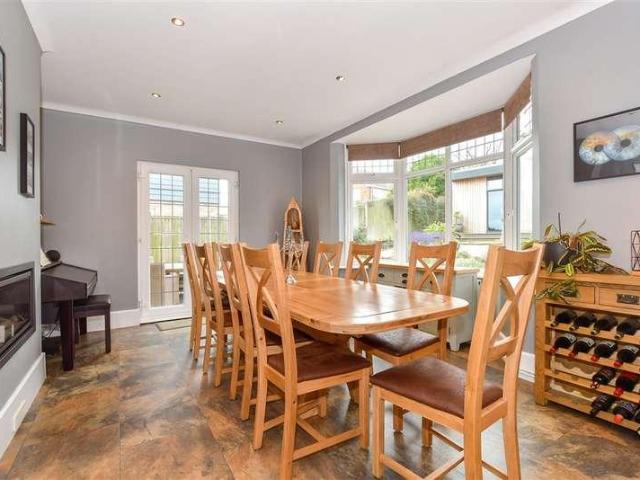 House for sale in East Cliff, Acol