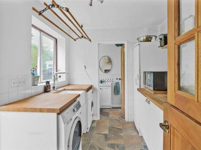 House for sale in Black Bourton, Oxfordshire