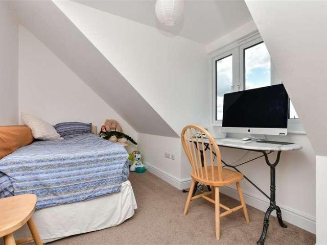House for sale in Herne and Broomfield, The Bridge