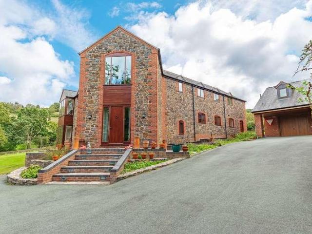 House for sale in Trewern, Welshpool