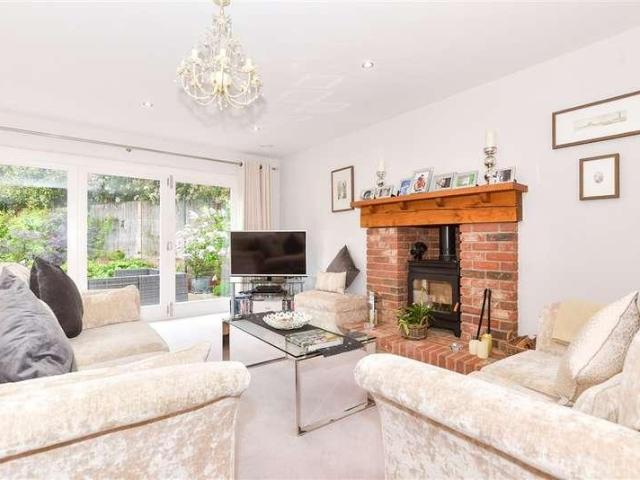 House for sale in Hollingbourne, Midway