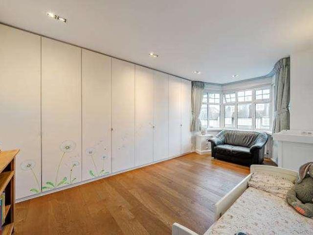 House for sale in Hendon, Greater London
