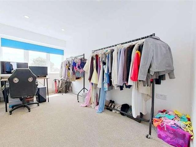 House for sale in Fishersgate, West Sussex