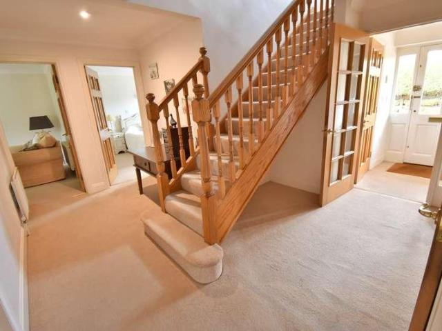 House for sale in Tricketts Cross, Ferndown