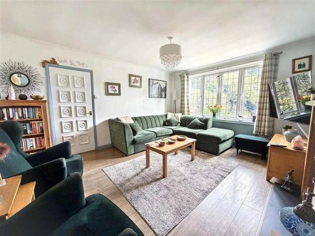 House for sale in Berrick Salome, Oxfordshire