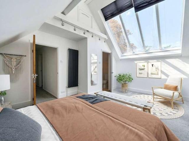 House for sale in Lower Halliford, Surrey
