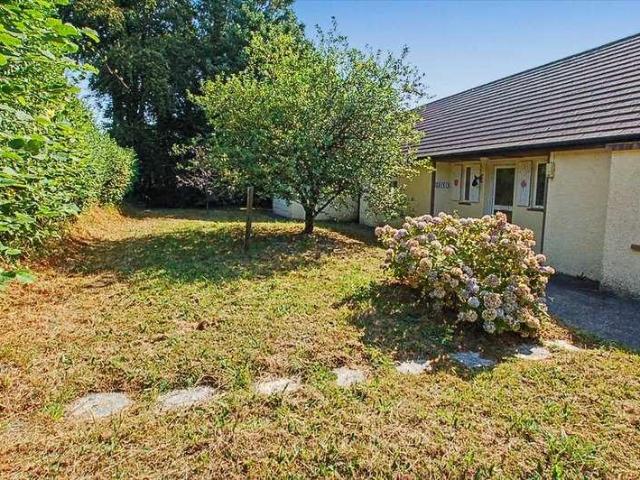 House for sale in Llanteg, Wales