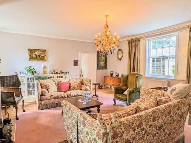 House for sale in Weston Under Penyard