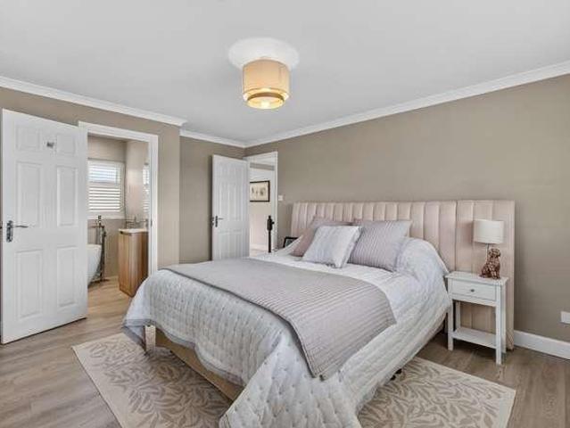 House for sale in Evershot, Oxfordshire