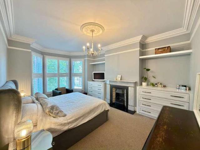 House for sale in Georgia, Greater Manchester